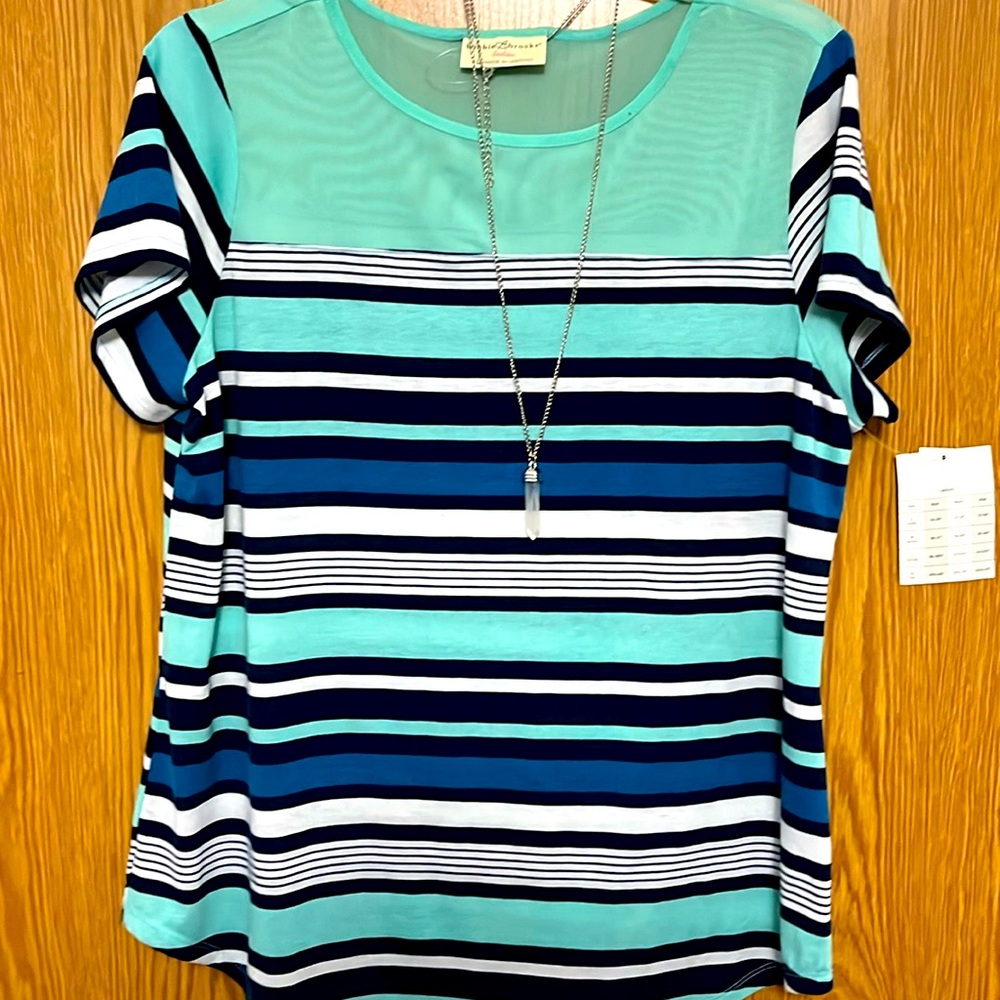 Bobbie Brooks NWT navy & teal top size large
